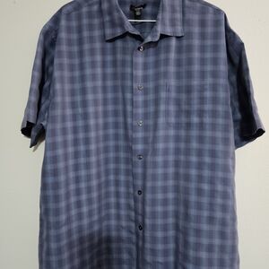 Van Heusen Blue Plaid Short-Sleeve Button-Down Shirt Size XL